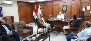 حزب ”المصريين“ بالبحر الأحمر يلتقي رئيس مدينة الغردقة لبحث التعاون المشترك