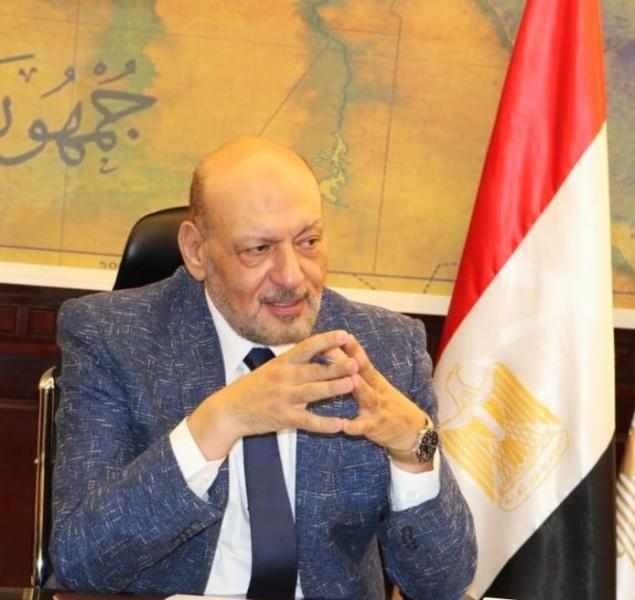 المستشار حسين أبو العطا، رئيس حزب "المصريين