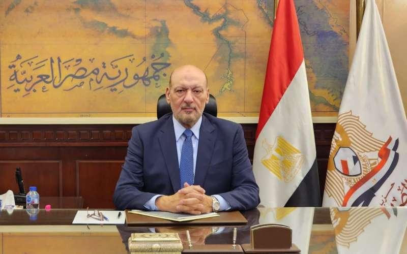 المستشار حسين أبو العطا، رئيس حزب "المصريين